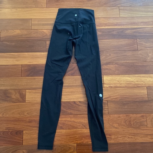 Lululemon leggings - Picture 2 of 4